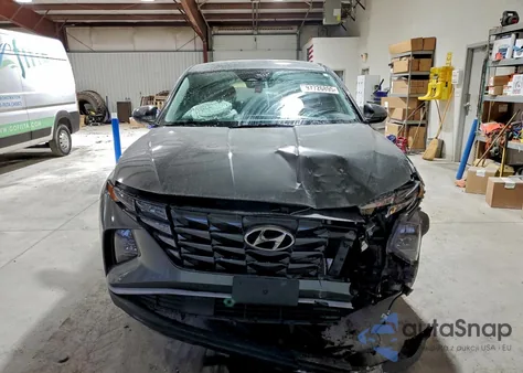 2022 Hyundai Tucson Se z USA, uszkodzony, nr VIN 5NMJACAE1NH051530